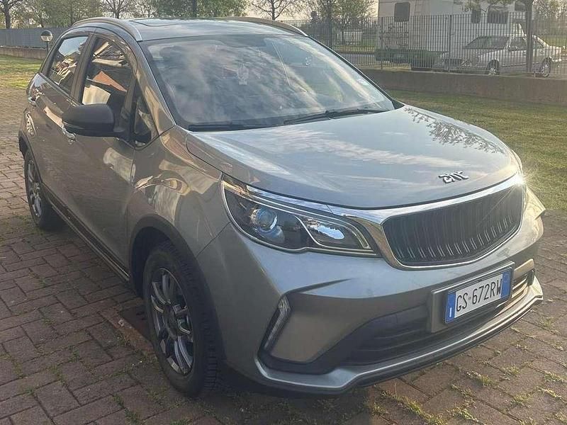 Usata EMC Wave 2 103 CV (75 kW) 2024 Grigio SUV