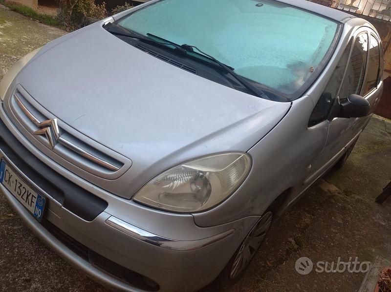 Usata Citroën Xsara 88 CV (64 kW) 2004 Grigio Monovolume