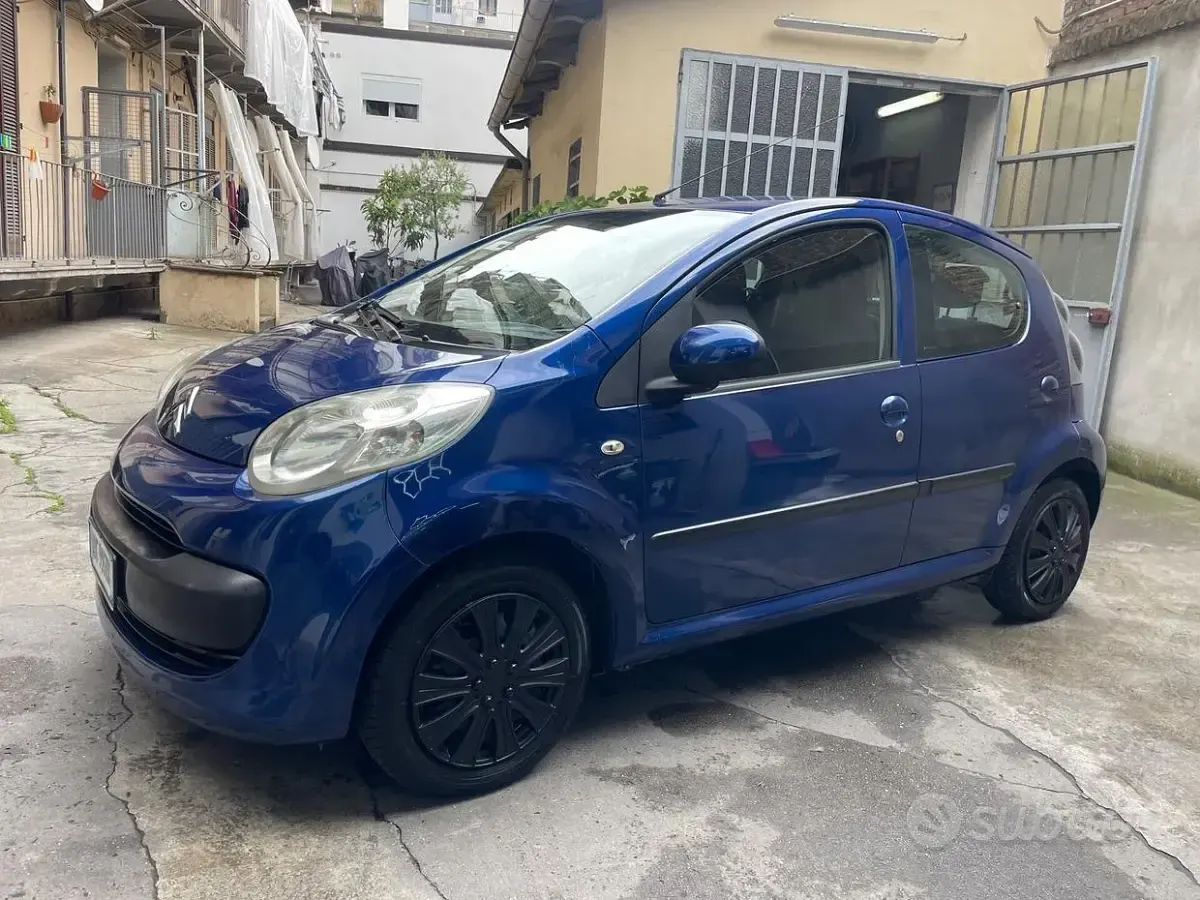 Begagnad Citroën C1 68 HK (50 kW) 2008 Blå Halvkombi