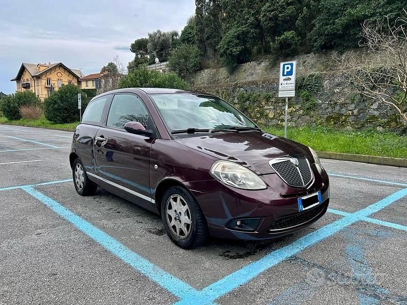 Usata Lancia Ypsilon 95 CV (69 kW) 2006 Utilitaria