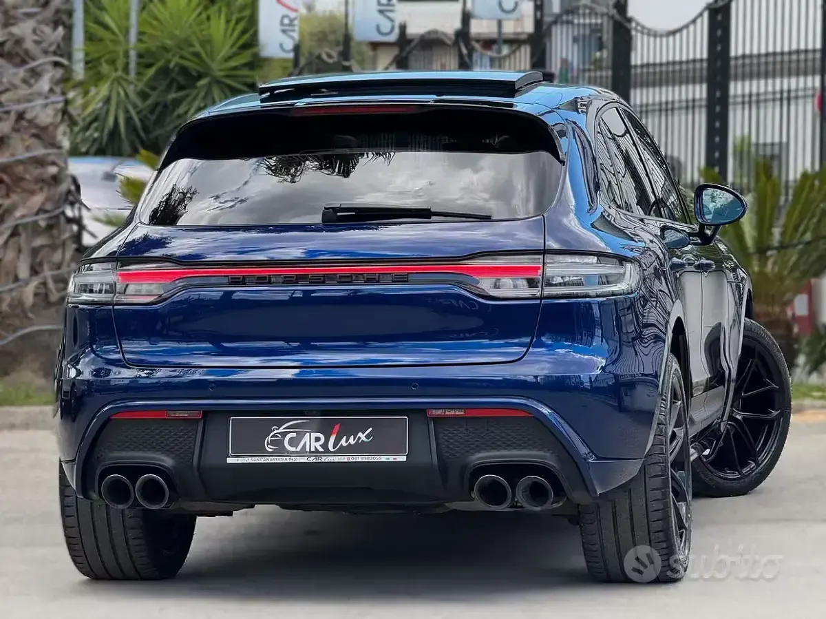 Usata Porsche Macan 265 CV (194 kW) 2021 Bluazzurro SUV