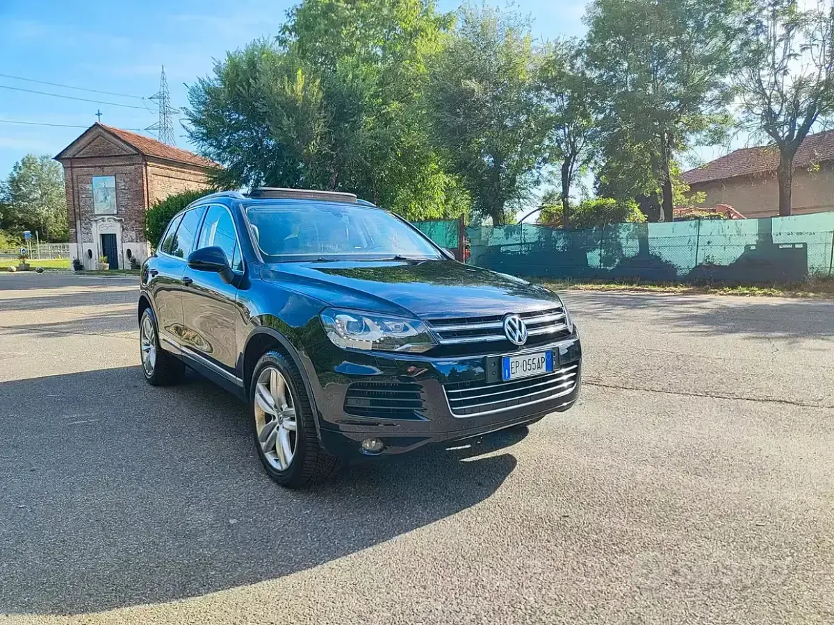 Usata VW Touareg 245 CV (180 kW) 2013 Nero SUV