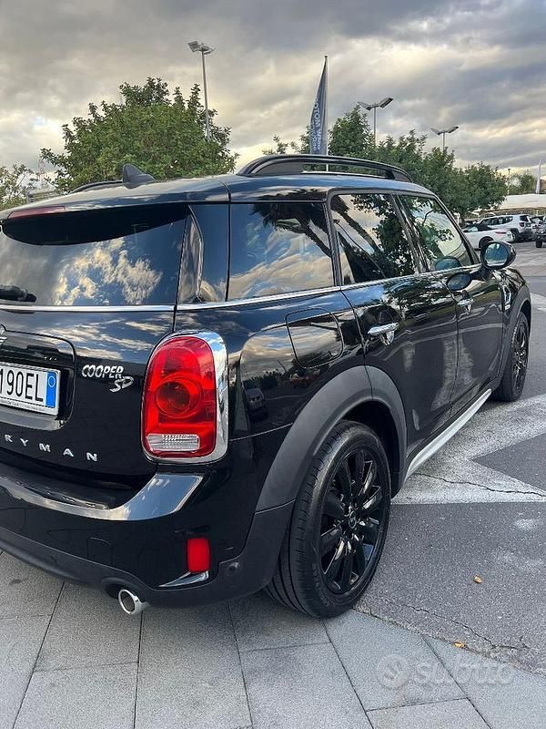 Usata Mini Countryman 190 CV (139 kW) 2019 Nero