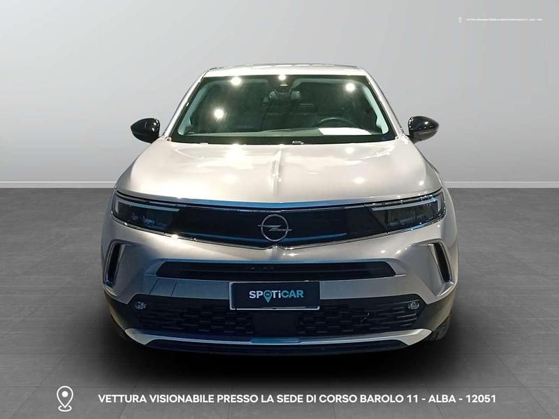 Usata Opel Mokka Elegance 131 CV (96 kW) 2022 0b argento luna metallizzato SUV