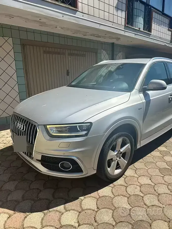 Usata Audi Q3 S-Line 140 CV (102 kW) 2015 Grigio SUV