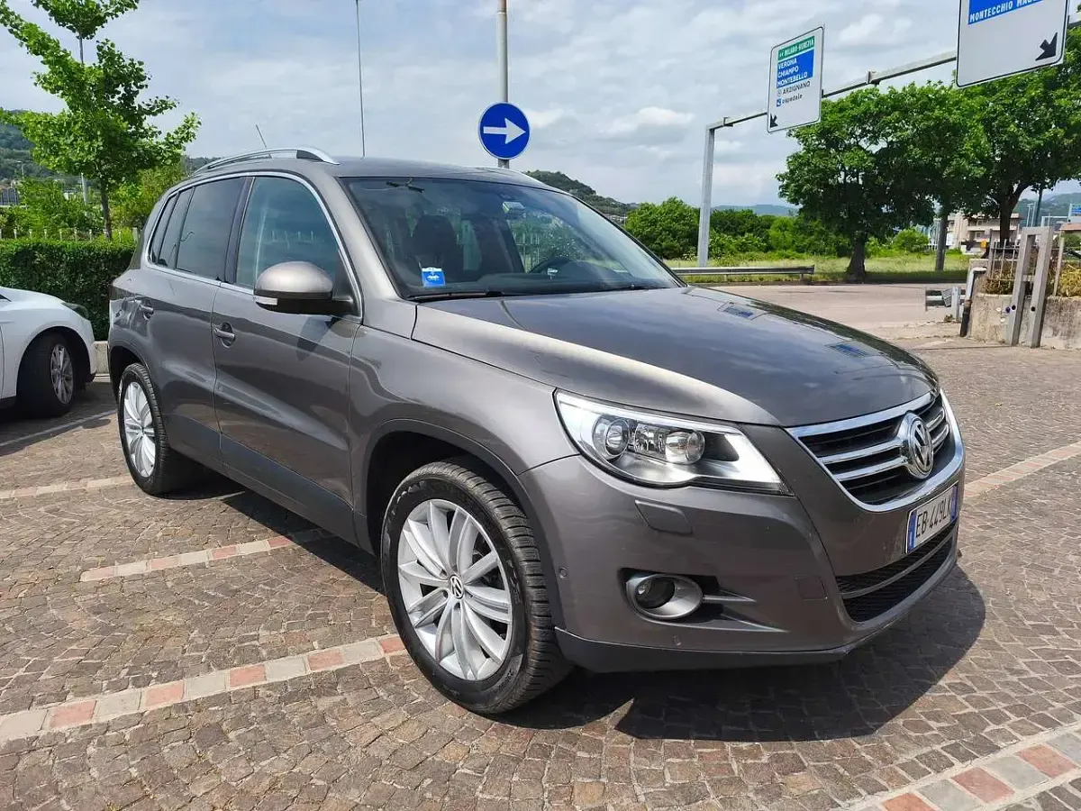 Brugt VW Tiguan Sport 140 HK (102 kW) 2010 Brun SUV