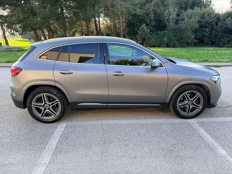 Usata Mercedes GLA200 Advanced Plus 150 CV (110 kW) 2023 Grigio SUV