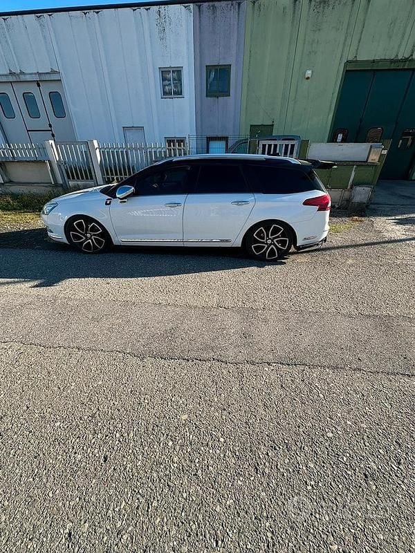Bianco Usata 2011 Citroën C5 Station wagon | 6500 € - Immagine 1/4