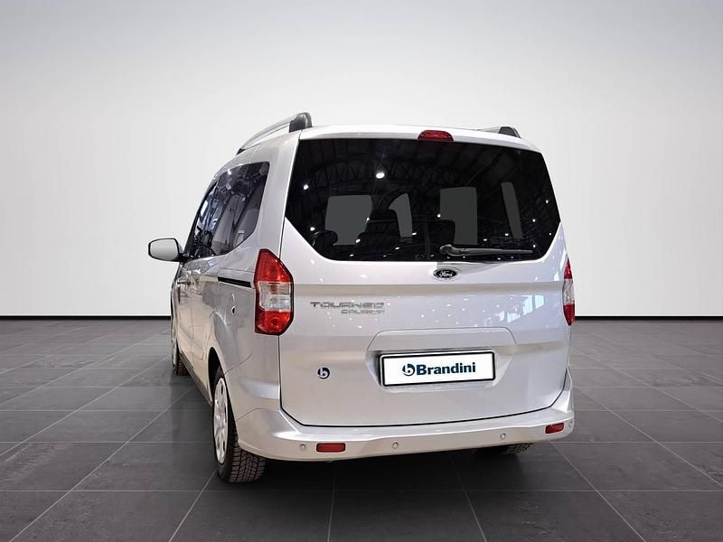 Usata Ford Tourneo Courier 101 CV (74 kW) 2019 Argento Monovolume
