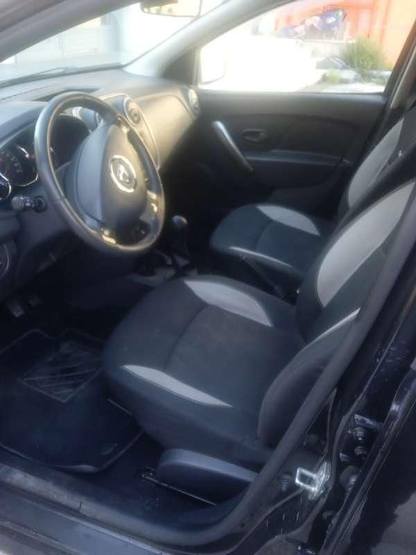 Usata Dacia Sandero Prestige 90 CV (66 kW) 2013 Berlina