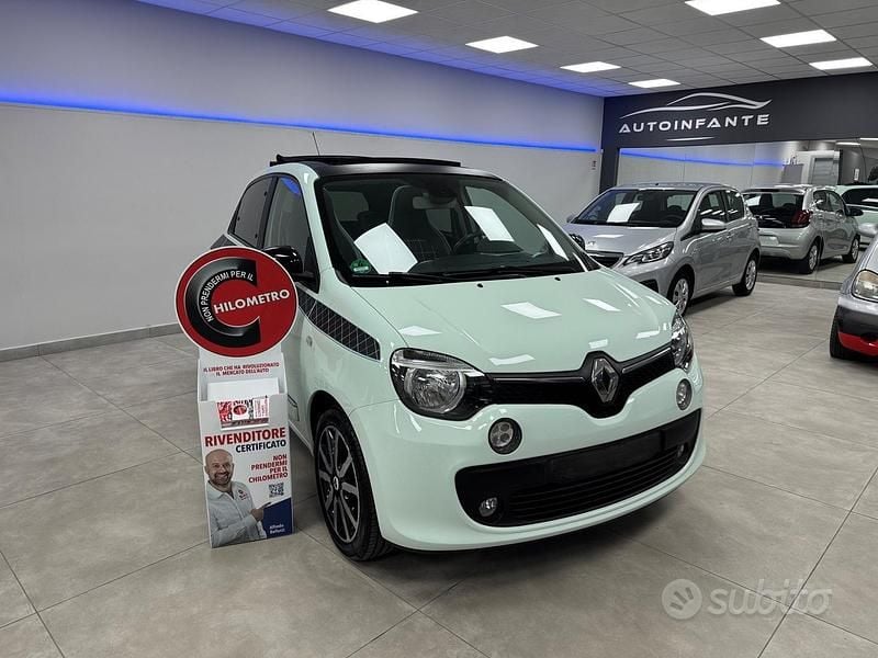 Verde Usata 2018 Renault Twingo Due volumi | 8990 € (Buon prezzo) - Immagine 1/4