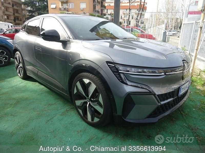 Usata Renault Megane E-Tech Techno 54 kW (74 CV) 2023 Grigio Berlina