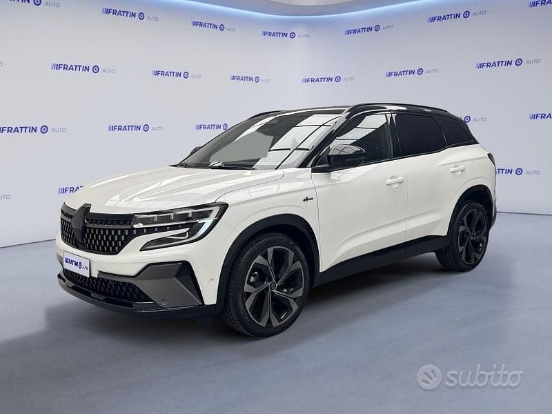 Usata Renault Austral Iconic Esprit Alpine 200 CV (147 kW) 2024 Bianco SUV