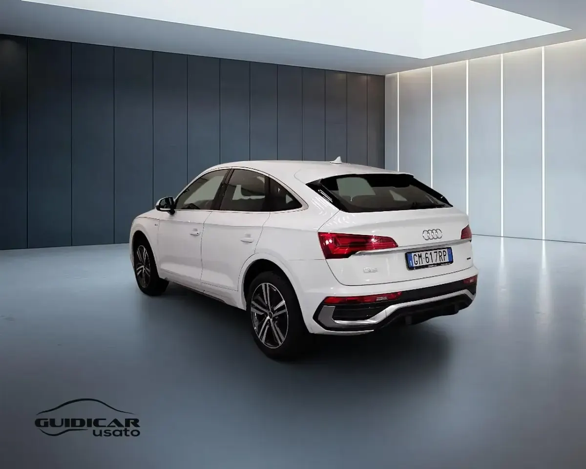 Usata Audi Q5 Sportback S-line plus 203 CV (149 kW) 2023 Bianco SUV