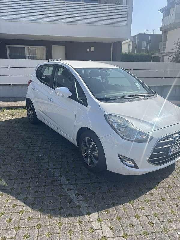 Usata Hyundai ix20 Xpossible 90 CV (66 kW) 2016 Utilitaria