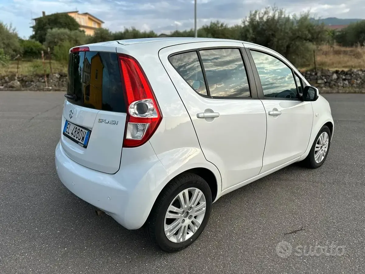 Usata Suzuki Splash GLS 94 CV (69 kW) 2012 Bianco Utilitaria
