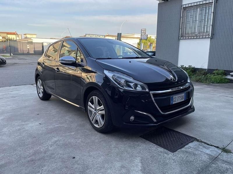 Usata Peugeot 208 Allure 82 CV (60 kW) 2019 Other Utilitaria