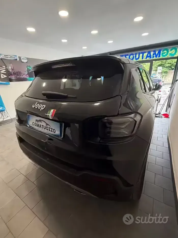 Usata Jeep Avenger Summit 101 CV (74 kW) 2023 Nero SUV