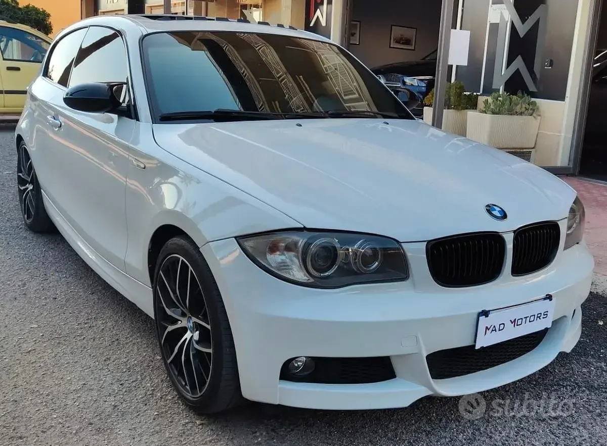 Usata BMW 123 M Sport 204 CV (150 kW) 2009 Bianco Utilitaria