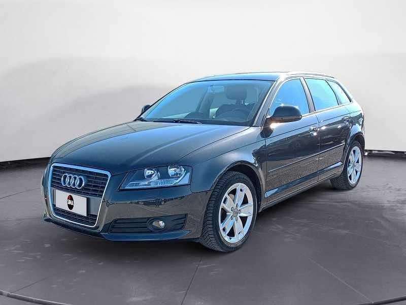 Usata Audi A3 Sportback Ambition 105 CV (77 kW) 2011 Nero Utilitaria
