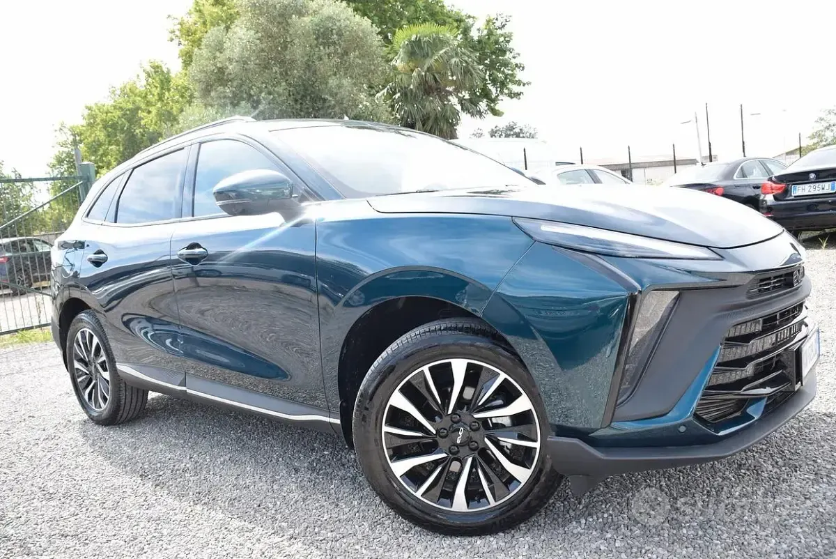 Usata EVO Evo 6 167 CV (122 kW) 2024 Verde SUV