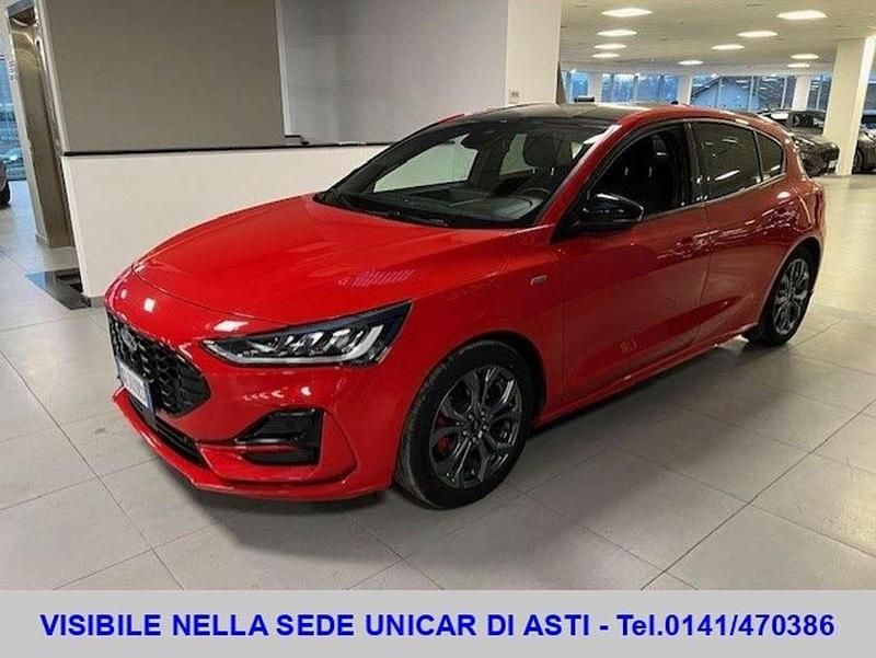 Race red Usata 2023 Ford Focus ST-Line Tre volumi | 18.000 € (Buon prezzo) - Immagine 1/4