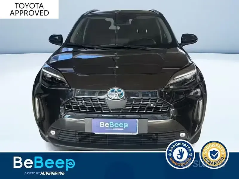 Usata Toyota Yaris Cross Lounge 116 CV (85 kW) 2022 Nero SUV