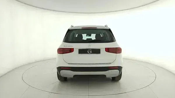 Usata Mercedes GLB180 Advanced 116 CV (85 kW) 2025 Bianco SUV