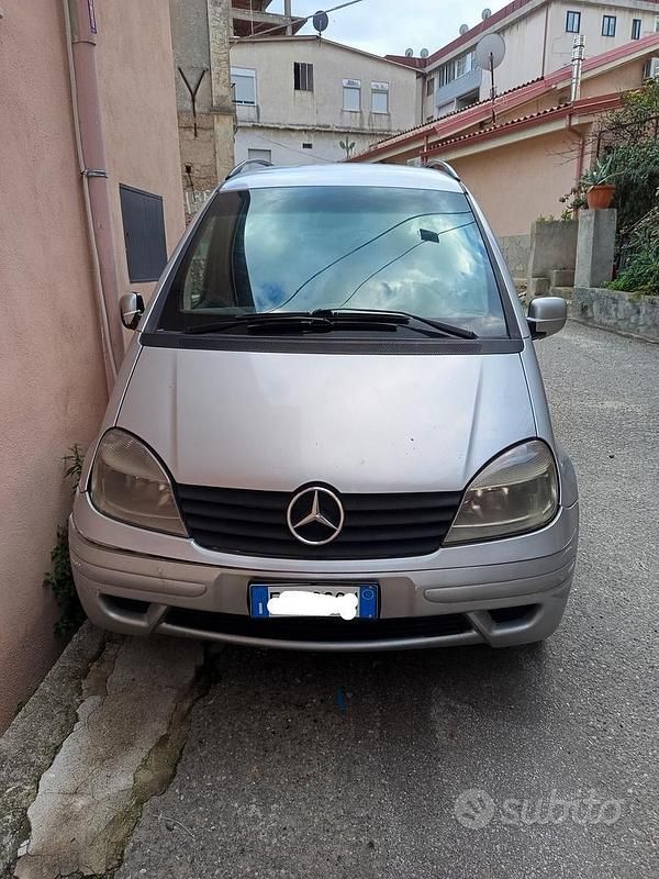 Usata Mercedes Vaneo 91 CV (66 kW) 2003 Grigio Monovolume
