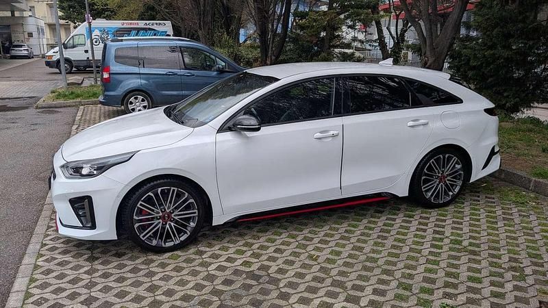 Usata Kia ProCeed GT 204 CV (150 kW) 2019 Station wagon