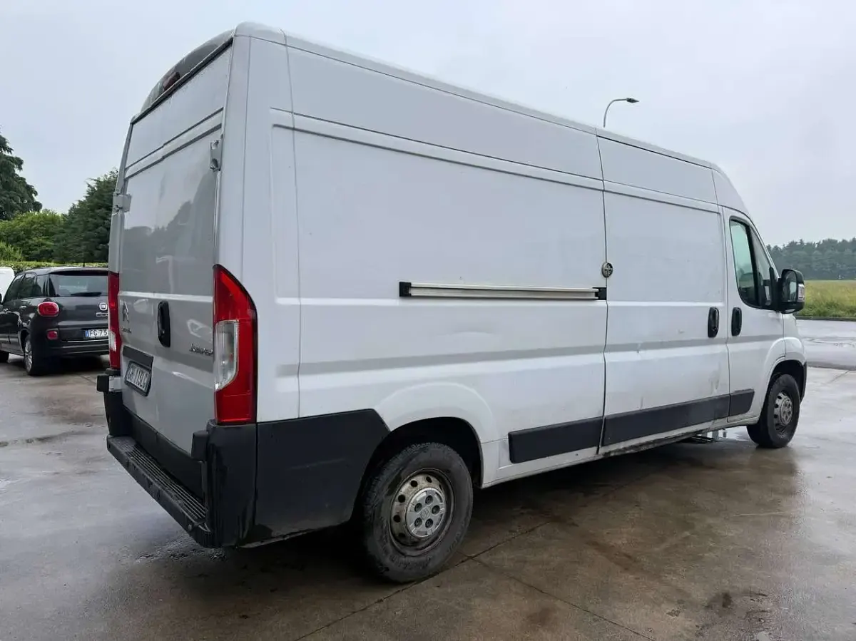 Usata Citroën Jumper 140 CV (102 kW) 2021 Bianco Monovolume