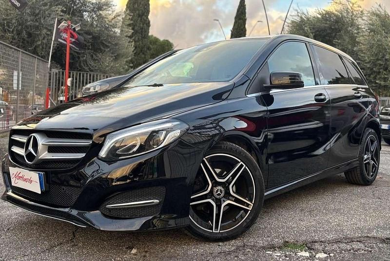 Nero Usata 2017 Mercedes B200 Monovolume | 12.199 € (Buon prezzo) - Immagine 1/4