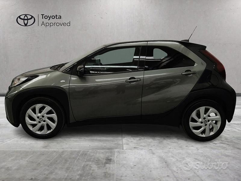 Usata Toyota Aygo X Trend 72 CV (52 kW) 2022 Verde SUV