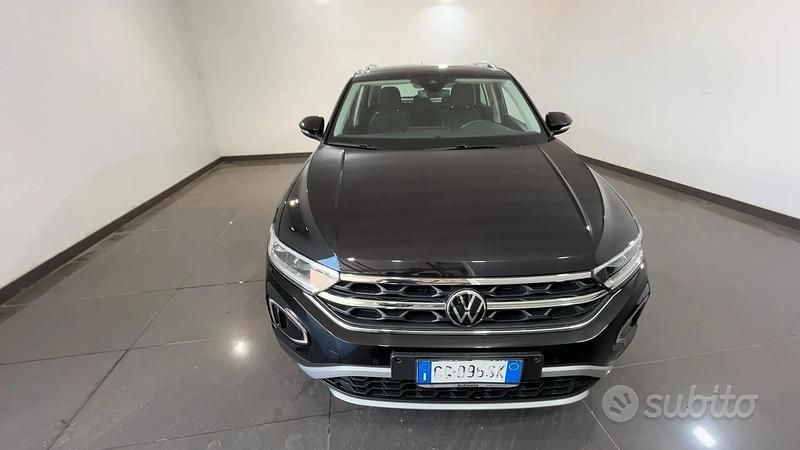 Usata VW T-Roc Style 150 CV (110 kW) 2022 Nero SUV
