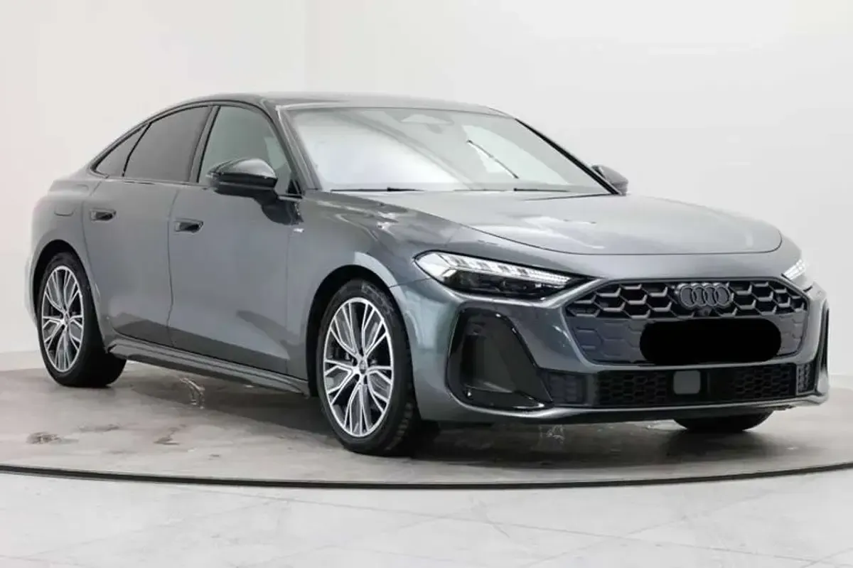 Usata Audi A5 S-Line 204 CV (150 kW) 2025 Grigio daytona met. Berlina