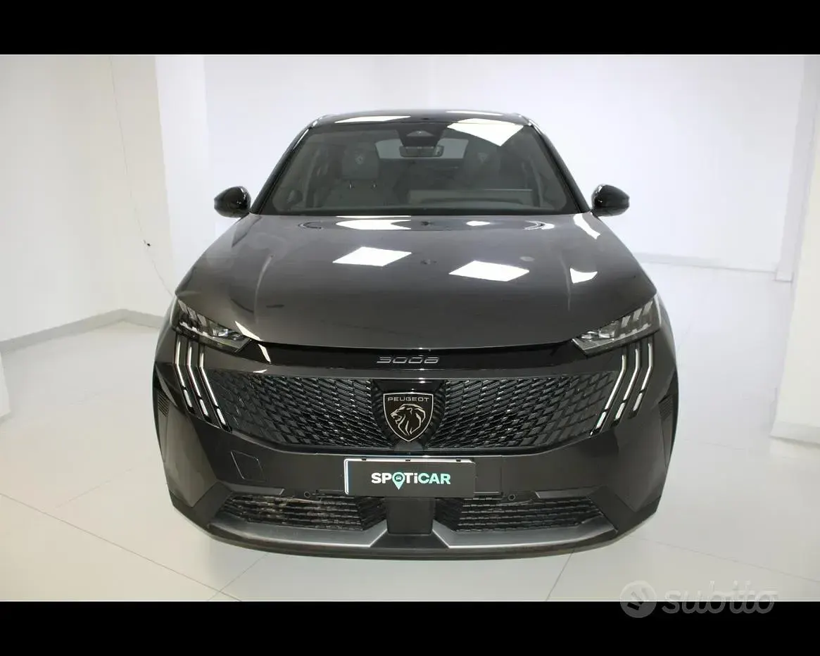 Usata Peugeot 3008 GT 136 CV (100 kW) 2025 Grigio SUV