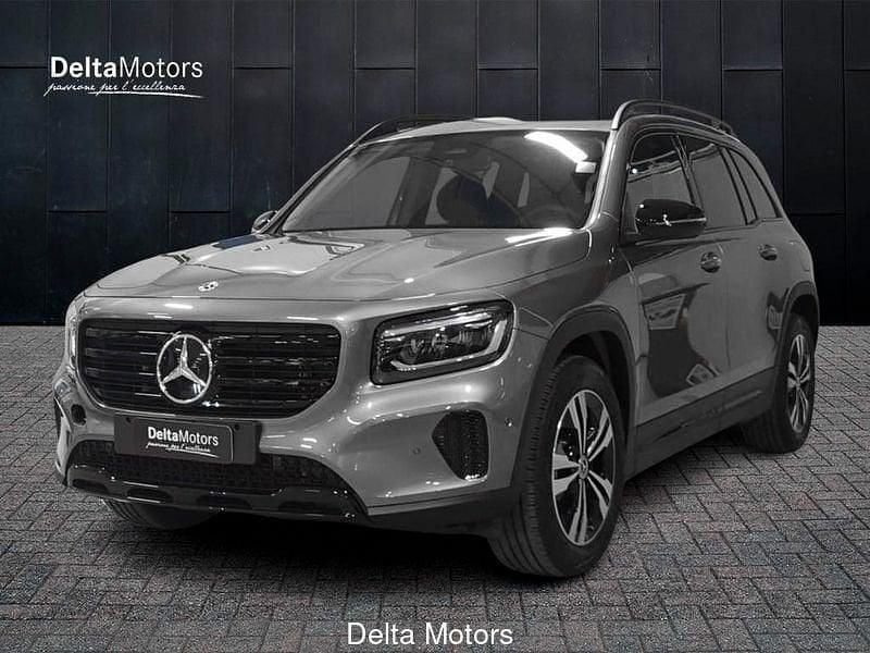 Nuova Mercedes GLB200 150 CV (110 kW) 2026 Nero SUV