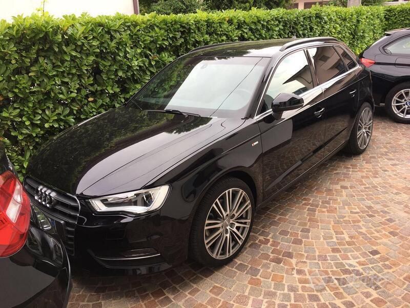 Usata 2015 Audi A3 Sportback Ambition Due volumi | 14.500 € (Buon prezzo) - Immagine 1/4