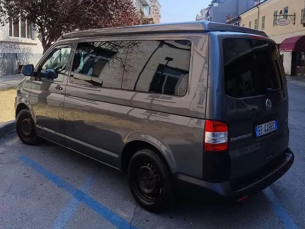 Usata VW California California 105 CV (77 kW) 2014 Grigio Furgone