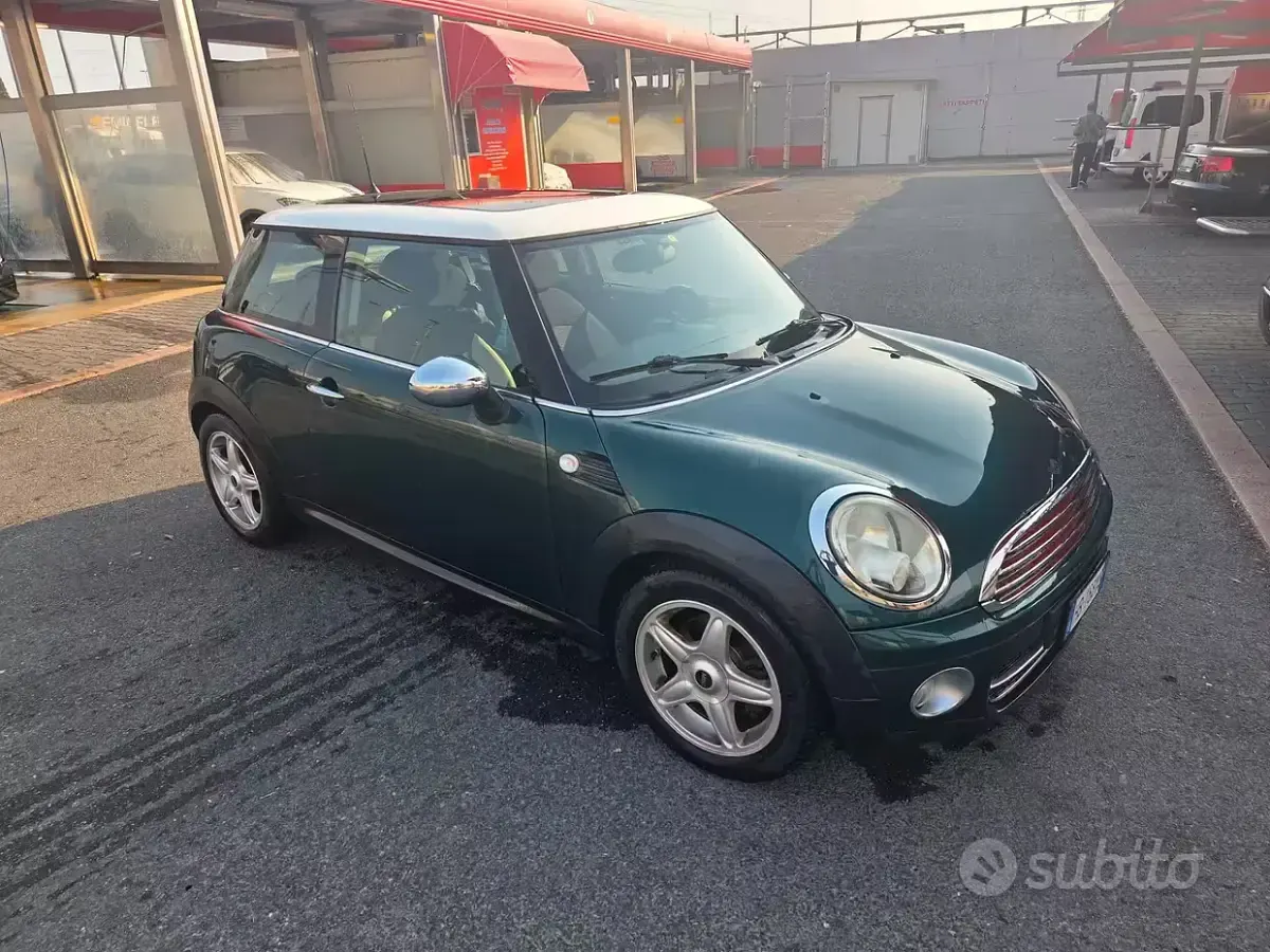 Usata Mini Cooper 109 CV (80 kW) 2010 Utilitaria