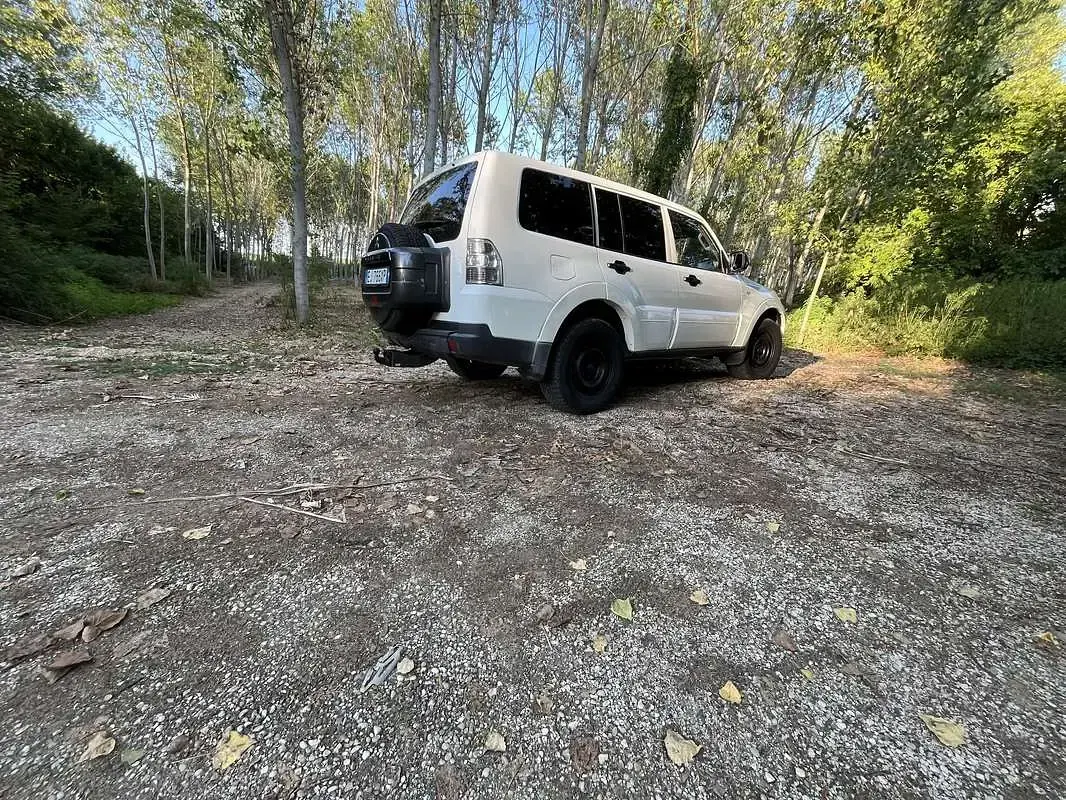 Usata Mitsubishi Pajero Invite 160 CV (117 kW) 2008 SUV