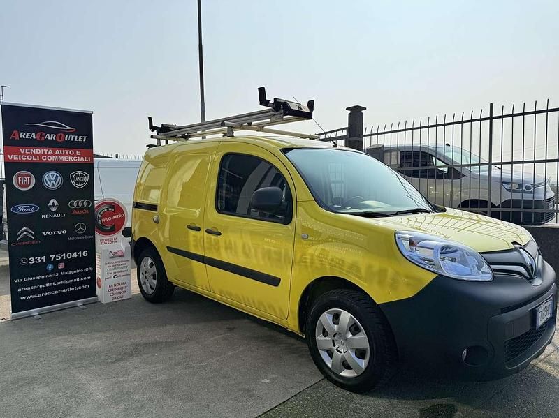 Usata Renault Kangoo 110 CV (80 kW) 2019 Giallo 387 Monovolume