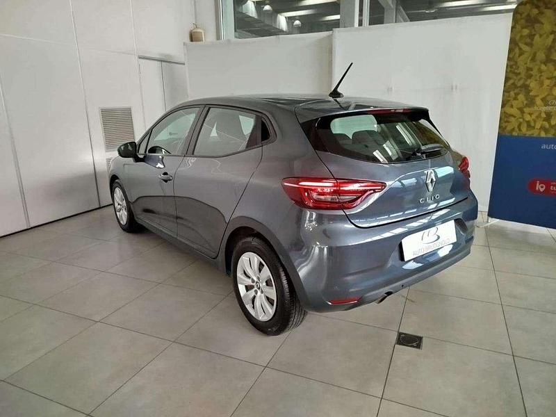 Usata Renault Clio V Business 101 CV (74 kW) 2020 Grigio titanio Berlina