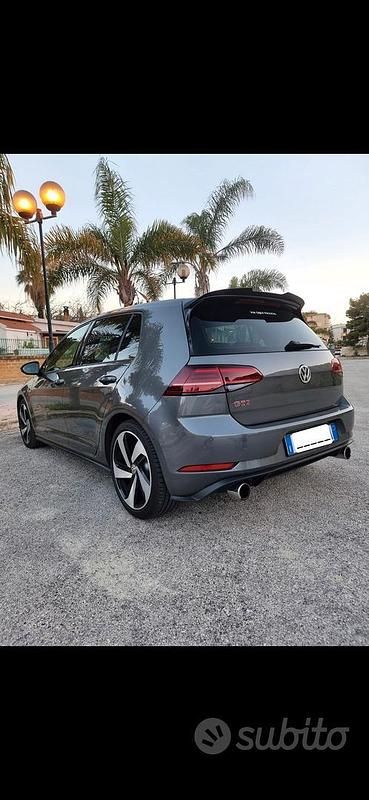 Usata VW Golf VII GTI 245 CV (180 kW) 2017 Berlina