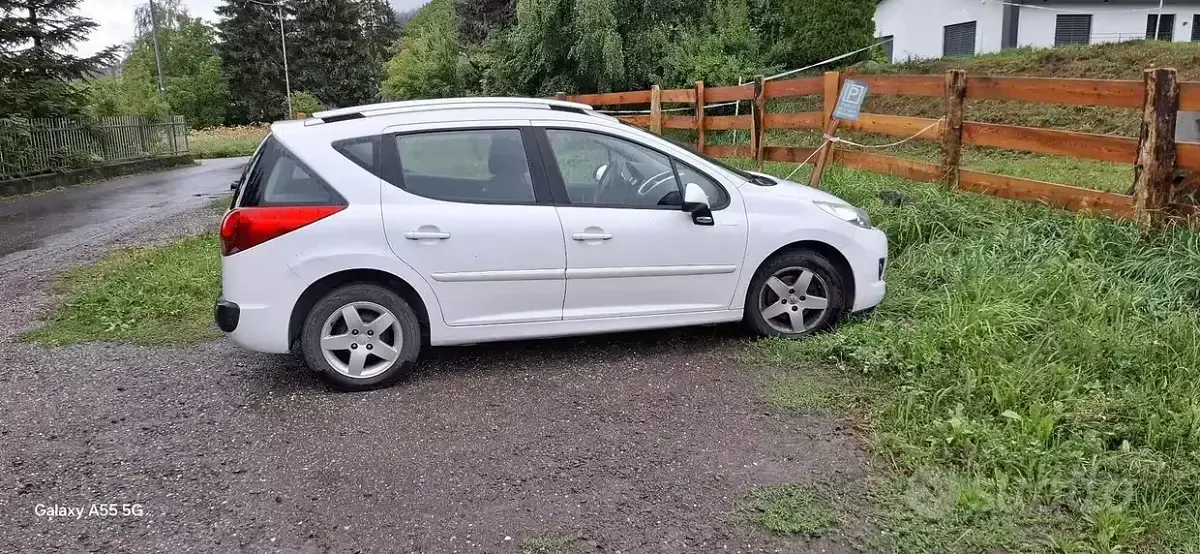 Usata Peugeot 207 95 CV (69 kW) 2010 Bianco Station wagon