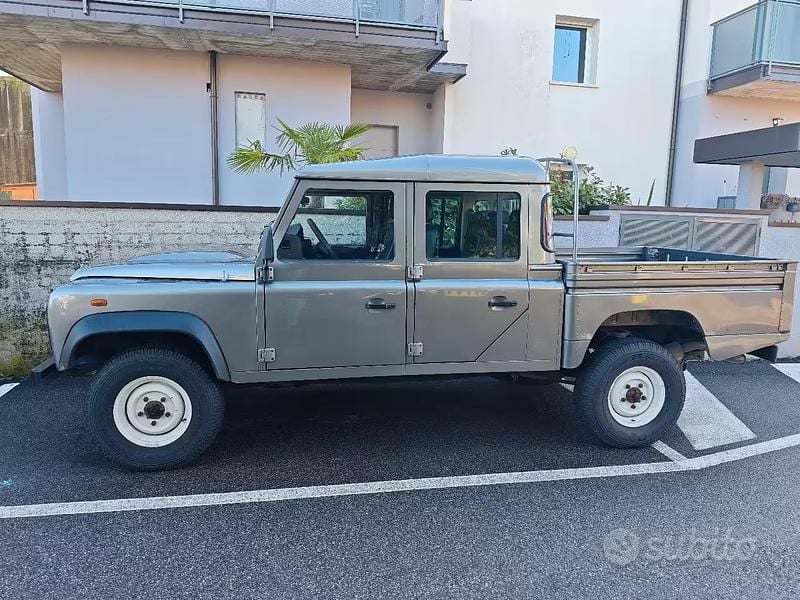 Usata Land Rover Defender 2007 Grigio SUV
