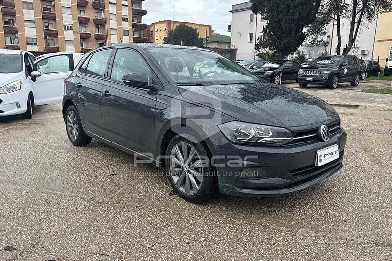 Usata VW Polo Comfortline 95 CV (69 kW) 2019 Grigio Utilitaria