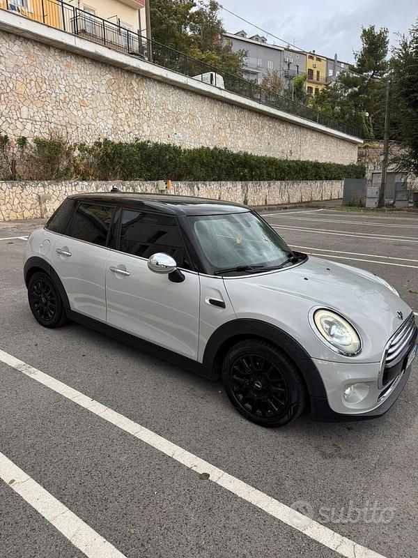 Usata Mini Cooper D 116 CV (85 kW) 2015 Utilitaria