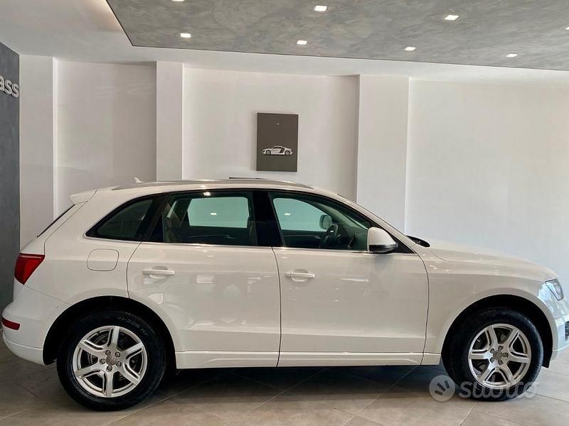Usata Audi Q5 Exclusive 170 CV (125 kW) 2011 Bianco SUV