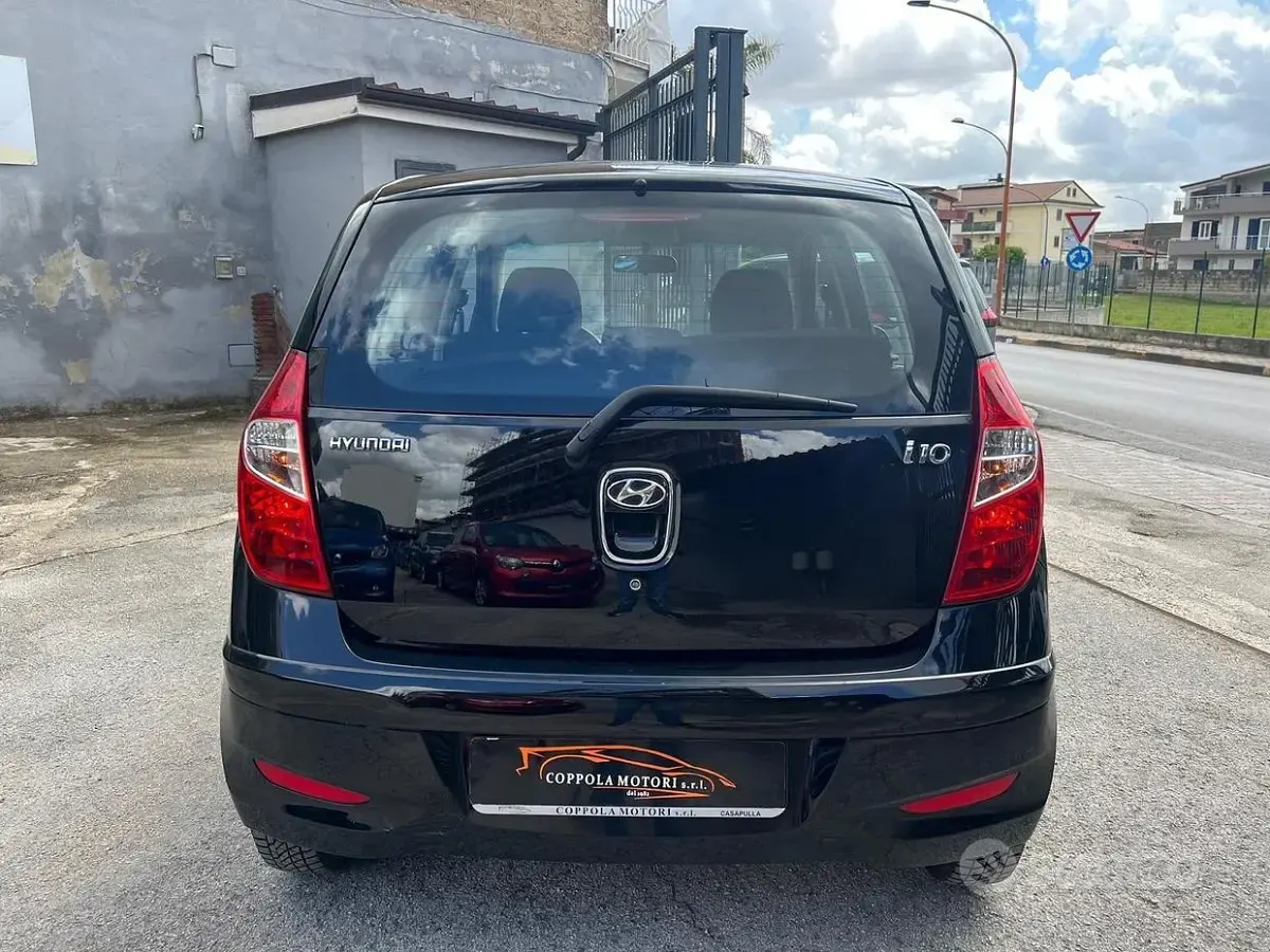 Usata Hyundai i10 Style 69 CV (50 kW) 2011 Nero Utilitaria